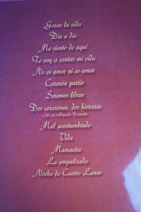 Julio Igleasias - Noche de Cuatro Lunas Songbook Notenbuch Piano Vocal Guitar PVG