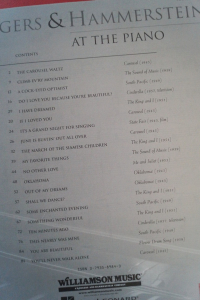 Rodgers & Hammerstein - At the Piano Songbook Notenbuch Piano