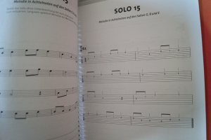 Guitar The Easy Way (mit CD und DVD) Gitarrenbuch