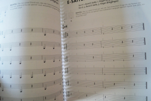 Guitar The Easy Way (mit CD und DVD) Gitarrenbuch