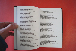 Little Black Songbook: Rock n Roll Songbook Vocal Guitar Chords