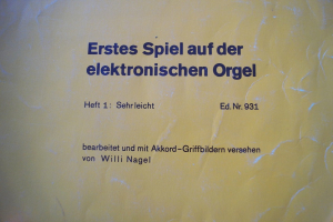 Orgelstudio diverse Ausgaben (8 Stück) Klavierbücher