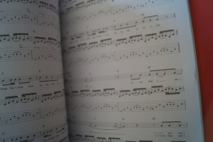 Red Hot Chili Peppers - Deluxe Guitar Play along (mit Audiocode) Songbook Notenbuch Vocal Guitar