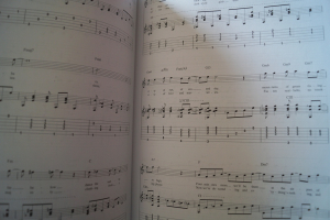 Fingerpicking Latin Standards Songbook Notenbuch Vocal Guitar