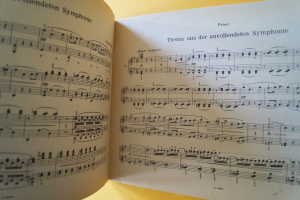 Wir spielen vierhändig