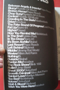 Modern Guitar Anthems: Red Book Songbook Notenbuch Vocal Guitar