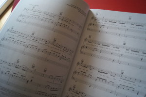 Chart Hits of 04-05 Songbook Notenbuch Piano Vocal Guitar PVG