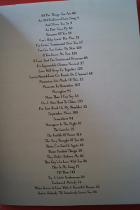 An Old Fashioned Love Song Songbook Notenbuch Piano Vocal Guitar PVG