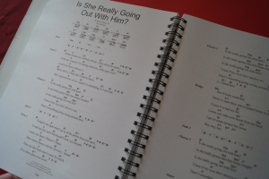 The Giant Guitar Chord Songbook (Electric) Songbook Vocal Guitar Chords