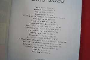Chart Hits of 2019-2020 Songbook Notenbuch Easy Piano Vocal