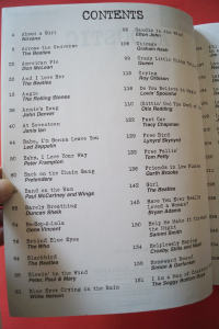 Budget Books: Acoustic Songbook Notenbuch Piano Vocal Guitar PVG