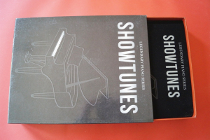 Legendary Piano Series: Showtunes (in Box) Songbook Notenbuch Piano Vocal