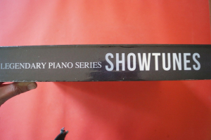 Legendary Piano Series: Showtunes (in Box) Songbook Notenbuch Piano Vocal