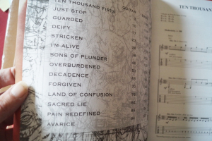 Disturbed - Ten Thousand Fists Songbook Notenbuch Vocal Guitar Bass