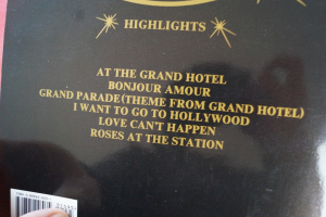 Grand Hotel Highlights Songbook Notenbuch Piano Vocal Guitar PVG