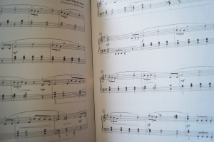 Star Trek Episodes I II III Songbook Notenbuch Easy Piano