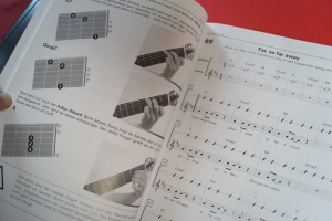 Acoustic Guitar für Anfänger und Fortgeschrittene (mit CD) Gitarrenbuch