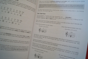 Scales n More (ohne CD) Gitarrenbuch