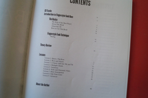 Fingerstyle Funk Bass Lines (mit CD) Bassbuch