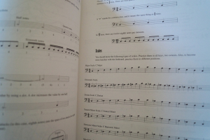 Fingerstyle Funk Bass Lines (mit CD) Bassbuch