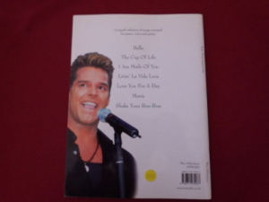 Ricky Martin - Greatest Hits (ohne Poster) Songbook Notenbuch Piano Vocal Guitar PVG