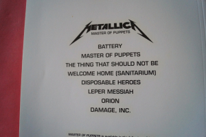 Metallica - Master of Puppets (ältere Ausgabe, ohne Poster) Songbook Notenbuch Vocal Guitar