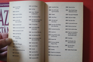 Paperback Songs: Jazz Standards & More Jazz Standards Songbooks Notenbücher Keyboard Vocal Guitar