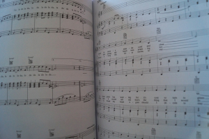 100 Years of Popular Music: The 70s Vol. 1 (neuere Ausgabe) Songbook Notenbuch Piano Vocal Guitar PVG