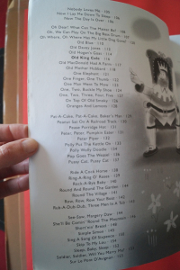 Nursery Rhymes & Children´s Songs Songbook Notenbuch Piano Vocal Guitar PVG