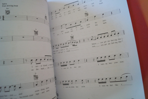 Chart Hits of 2021-2022 Songbook Notenbuch Vocal Easy Guitar