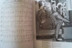 100 Years 100 Songs (Kleinformat) Songbook Notenbuch Vocal Guitar